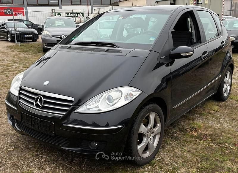 Nero Usata 2008 Mercedes A150 Avantgarde Edition Tre volumi | 2999 € (Buon prezzo) - Immagine 1/4