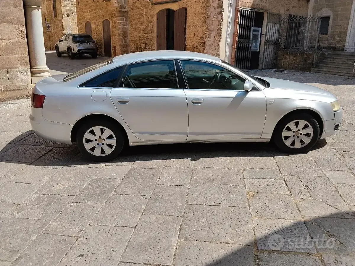 Usata Audi A6 Comfort 179 CV (131 kW) 2006 Grigio Berlina