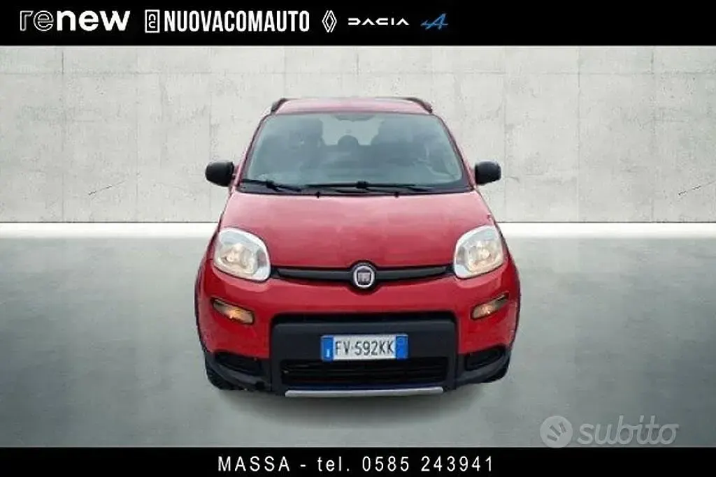 Usata Fiat Panda 4x4 S 86 CV (63 kW) 2019 Rosso dinamico Utilitaria