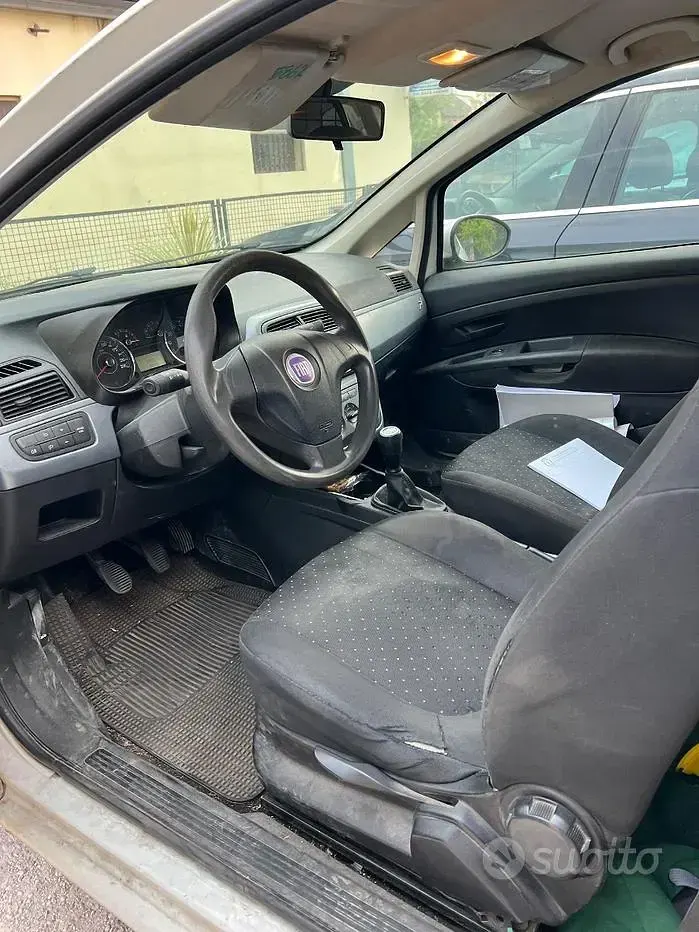 Usata Fiat Punto 77 CV (56 kW) 2008 Utilitaria