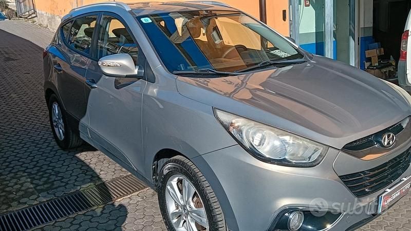 Usata Hyundai ix35 Classic 136 CV (100 kW) 2011 Grigio SUV