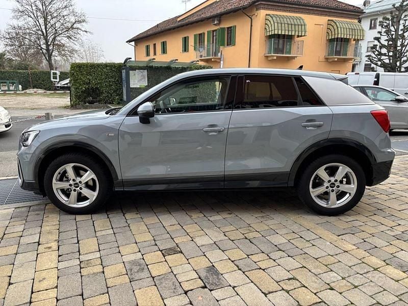 Usata Audi Q2 S-Line 150 CV (110 kW) 2024 Grigio SUV