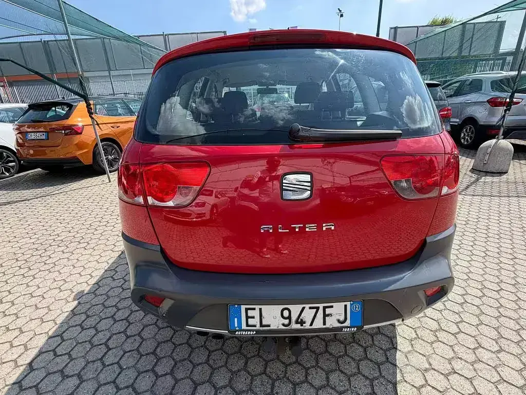 Usata Seat Altea Reference 105 CV (77 kW) 2012 Rosso Monovolume