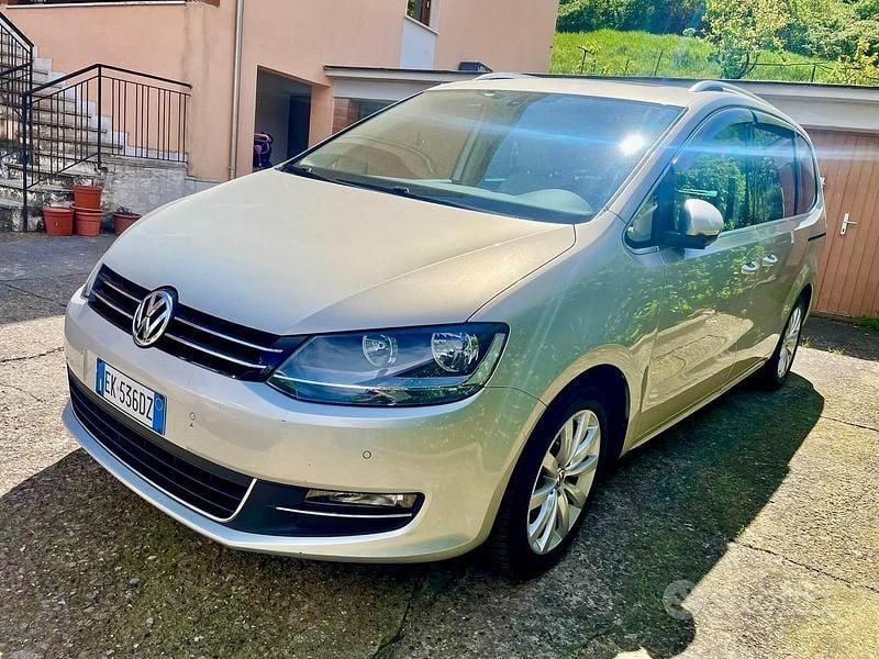 Usata VW Sharan 170 CV (125 kW) 2011 Grigio Monovolume
