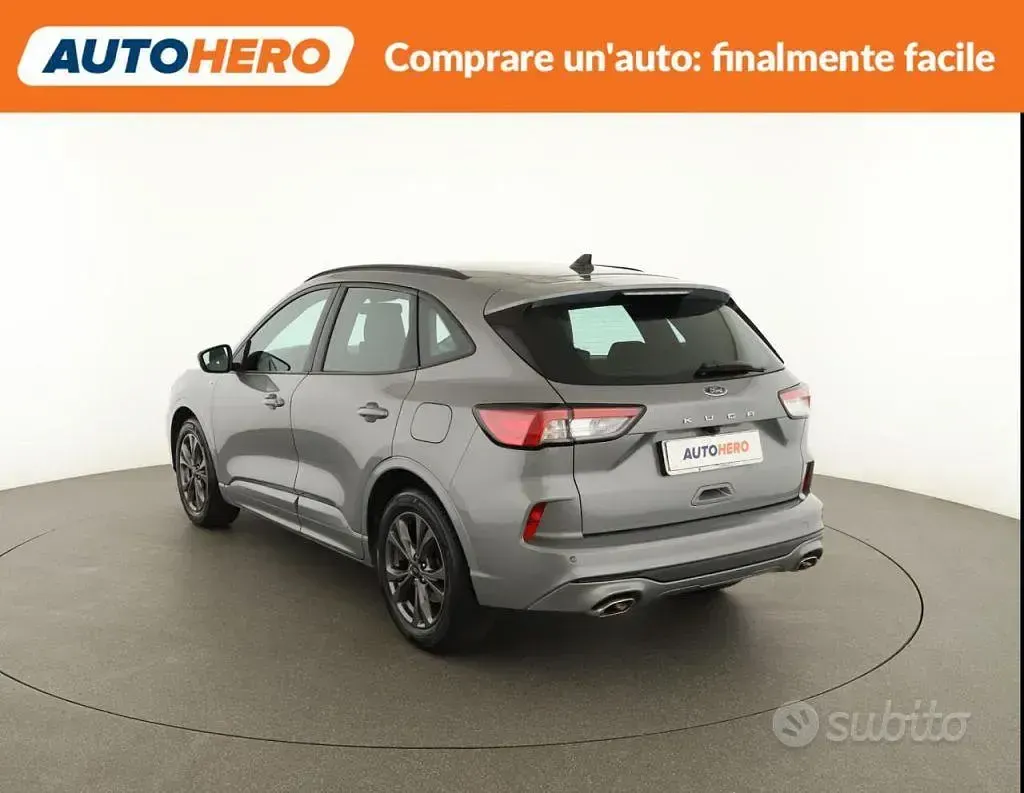 Usata Ford Kuga ST-Line 120 CV (88 kW) 2022 Grigio SUV