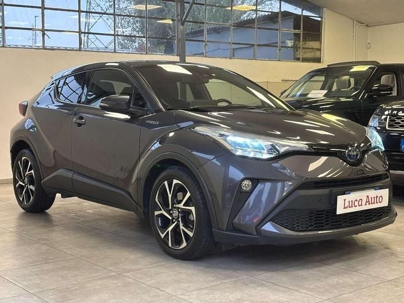 Usata Toyota C-HR Trend 122 CV (89 kW) 2021 Grigio scuro SUV