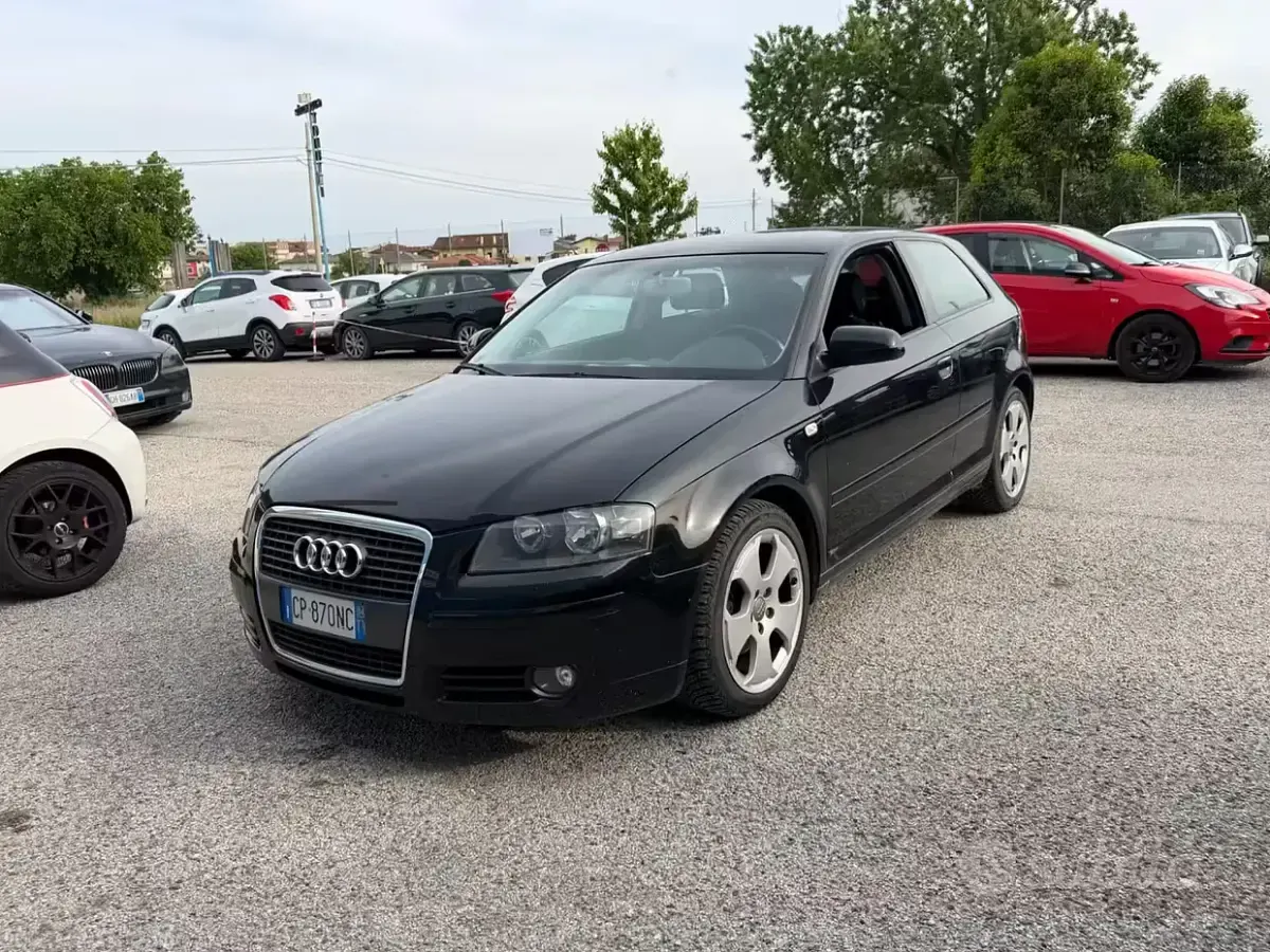 Usata Audi A3 Ambiente 140 CV (102 kW) 2004 Nero Utilitaria