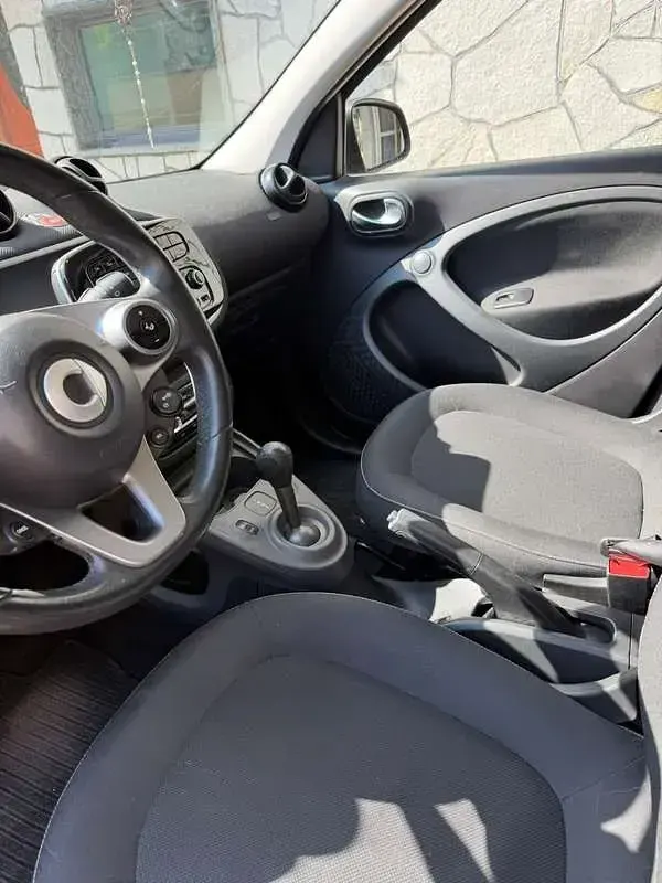 Usata Smart ForFour Electric Drive Passion 41 kW (56 CV) 2019 Utilitaria