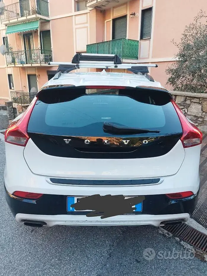 Usata Volvo V40 CC Kinetic 115 CV (84 kW) 2014 Station wagon