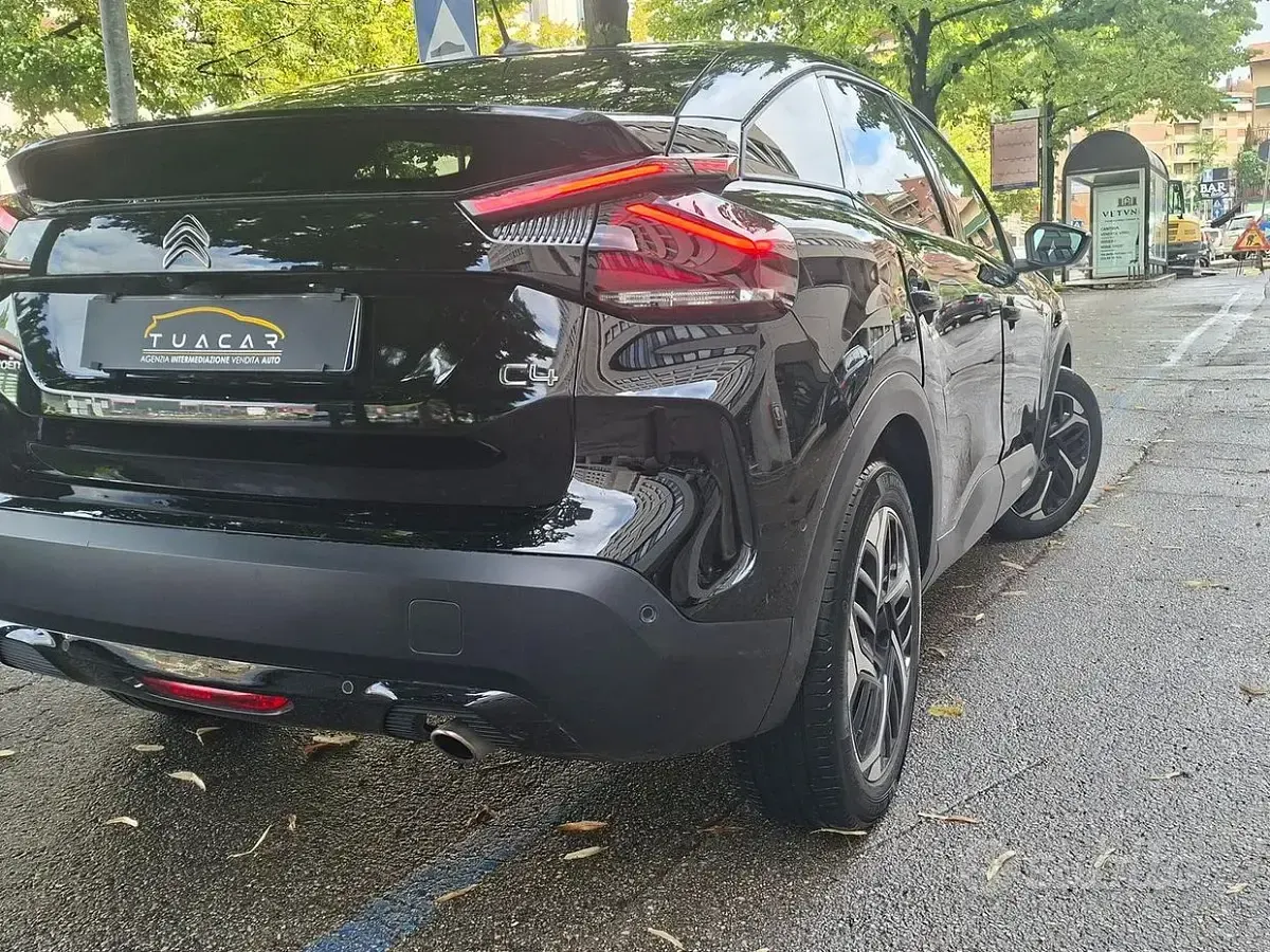 Usata Citroën C4 Feel 110 CV (80 kW) 2022 Nero Berlina