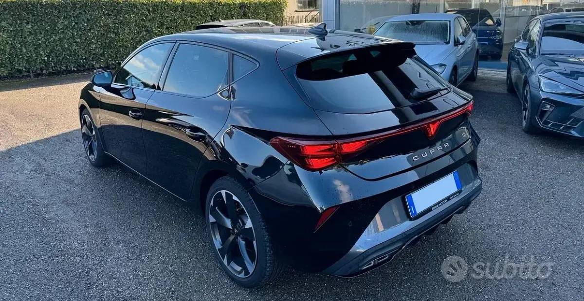 Usata Cupra Leon 150 CV (110 kW) 2025 Nero Berlina