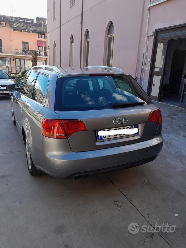 Usata Audi A4 Ambiente 140 CV (102 kW) 2005 Grigio Station wagon