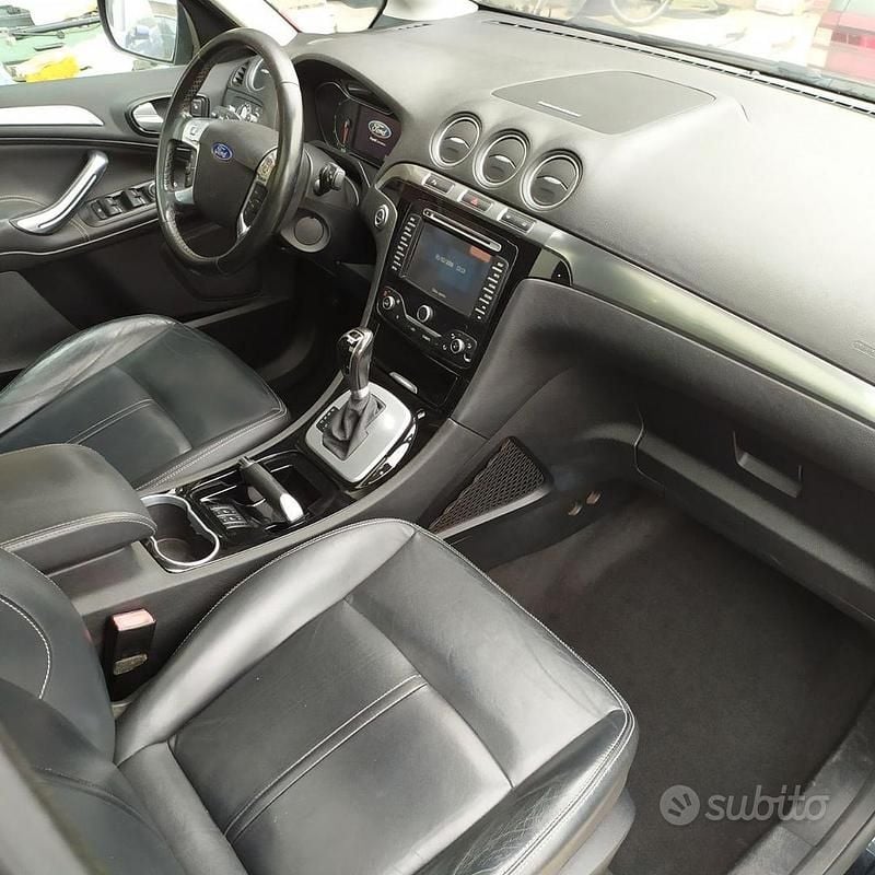 Usata Ford S-MAX S 170 CV (125 kW) 2011 Nero Monovolume
