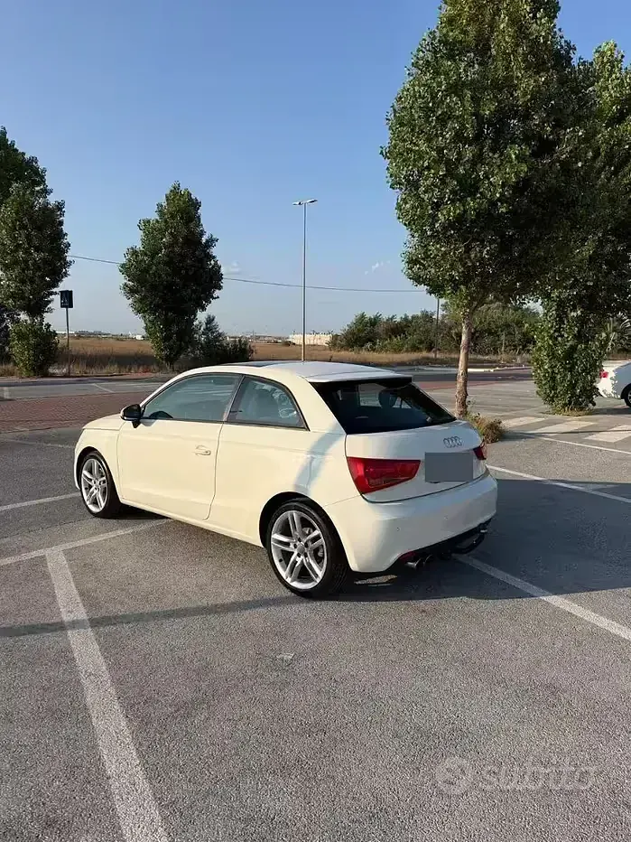 Usata Audi A1 122 CV (89 kW) 2010 Bianco Utilitaria