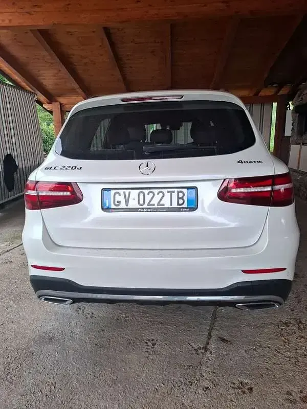 Usata Mercedes GLC220 Executive 194 CV (142 kW) 2019 Bianco SUV