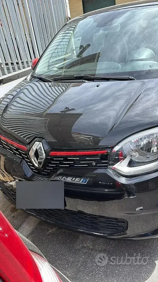 Usata Renault Twingo 65 CV (47 kW) 2024 Nero Utilitaria