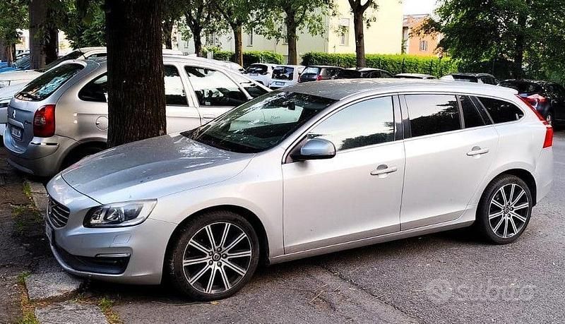 Grigio Usata 2013 Volvo V60 Station wagon | 7850 € - Immagine 1/1
