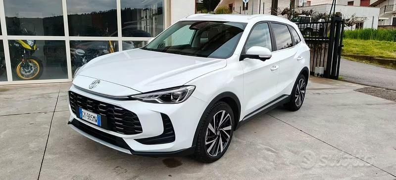 Usata MG ZS Luxury 101 CV (74 kW) 2025 Bianco SUV