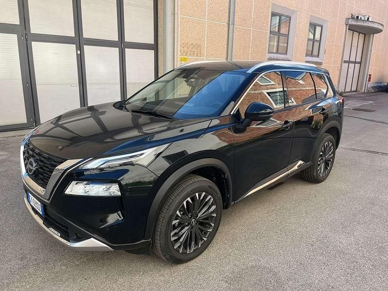 Nuova Nissan X-Trail Tekna 163 CV (119 kW) 2025 Nero SUV