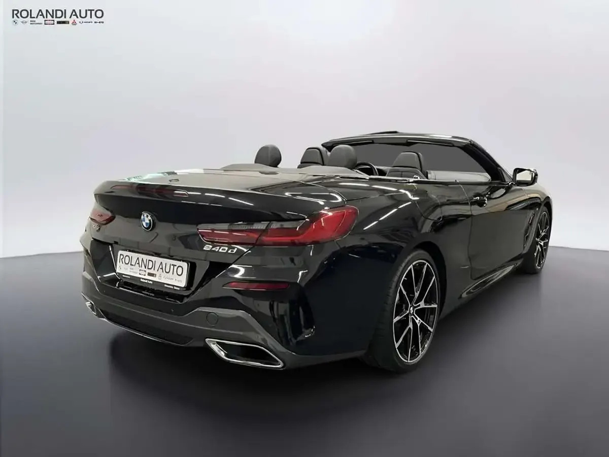 Usata BMW 840 340 CV (250 kW) 2023 Black sapphire metallizzato Coupé