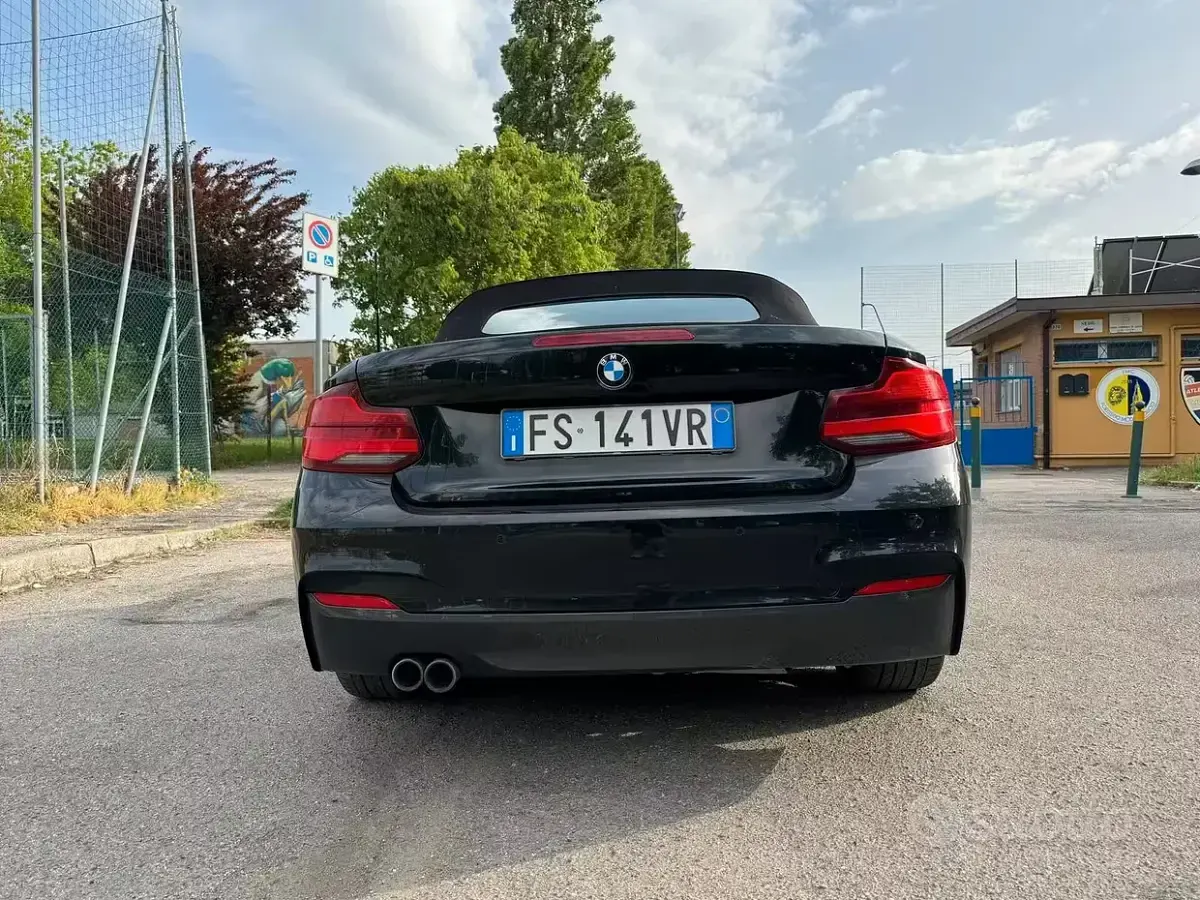 Usata BMW 220 Luxury Line 190 CV (139 kW) 2018 Nero Cabrio