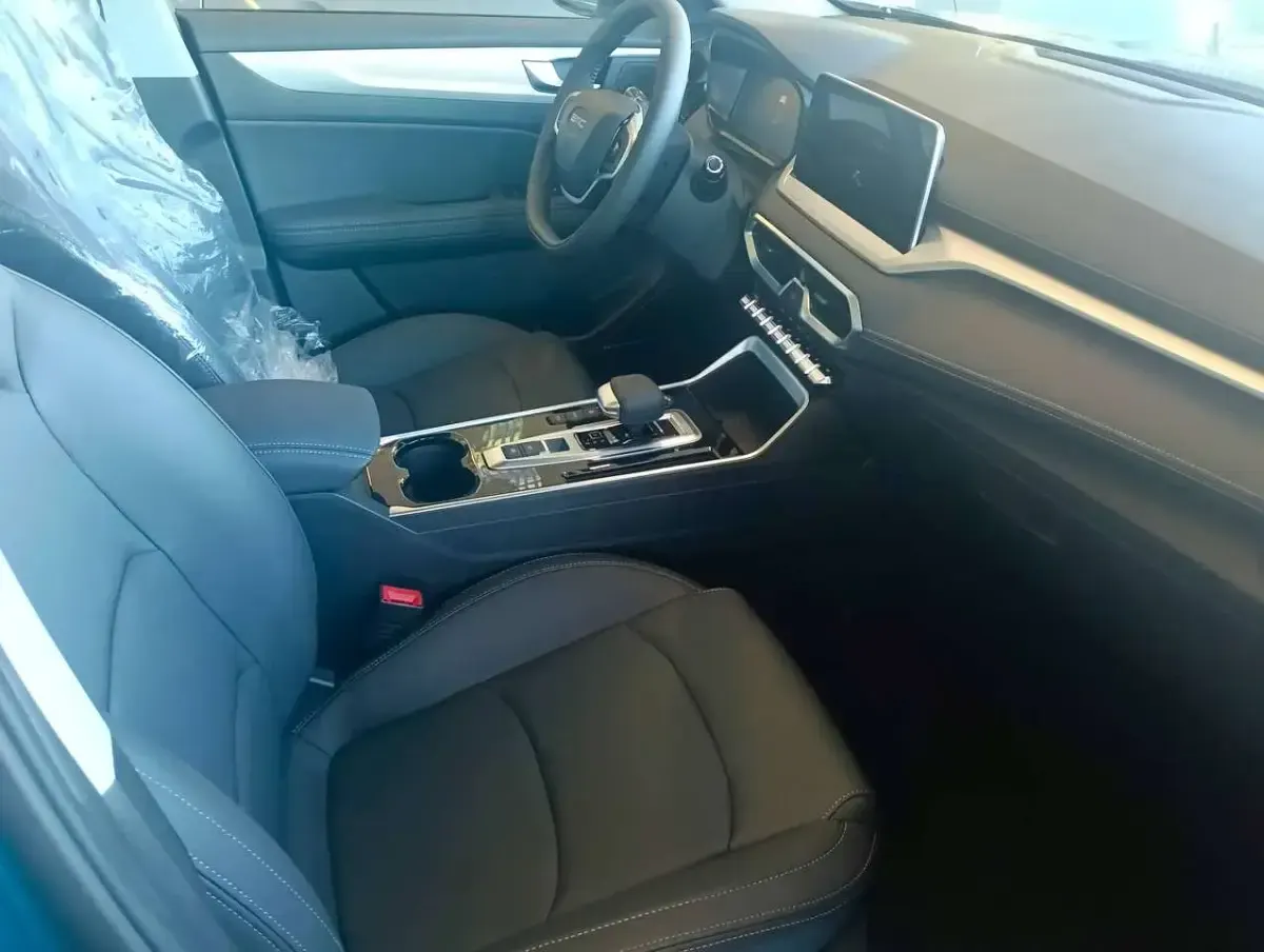 Nuova EMC SEI 147 CV (108 kW) 2026 Bianco SUV