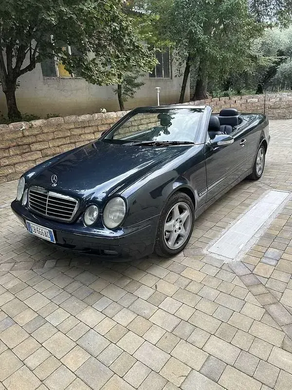 Usata Mercedes CLK200 136 CV (100 kW) 2000 Cabrio