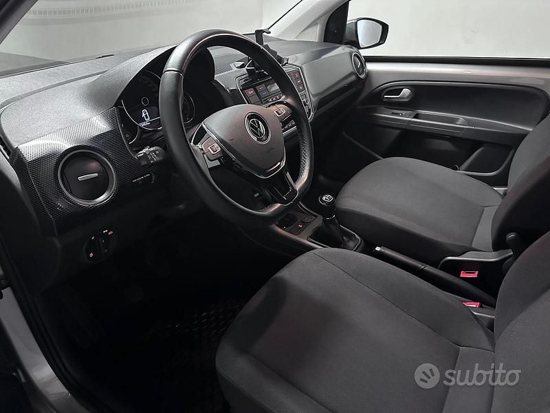 Usata VW up! Move 65 CV (47 kW) 2022 Grigio Utilitaria