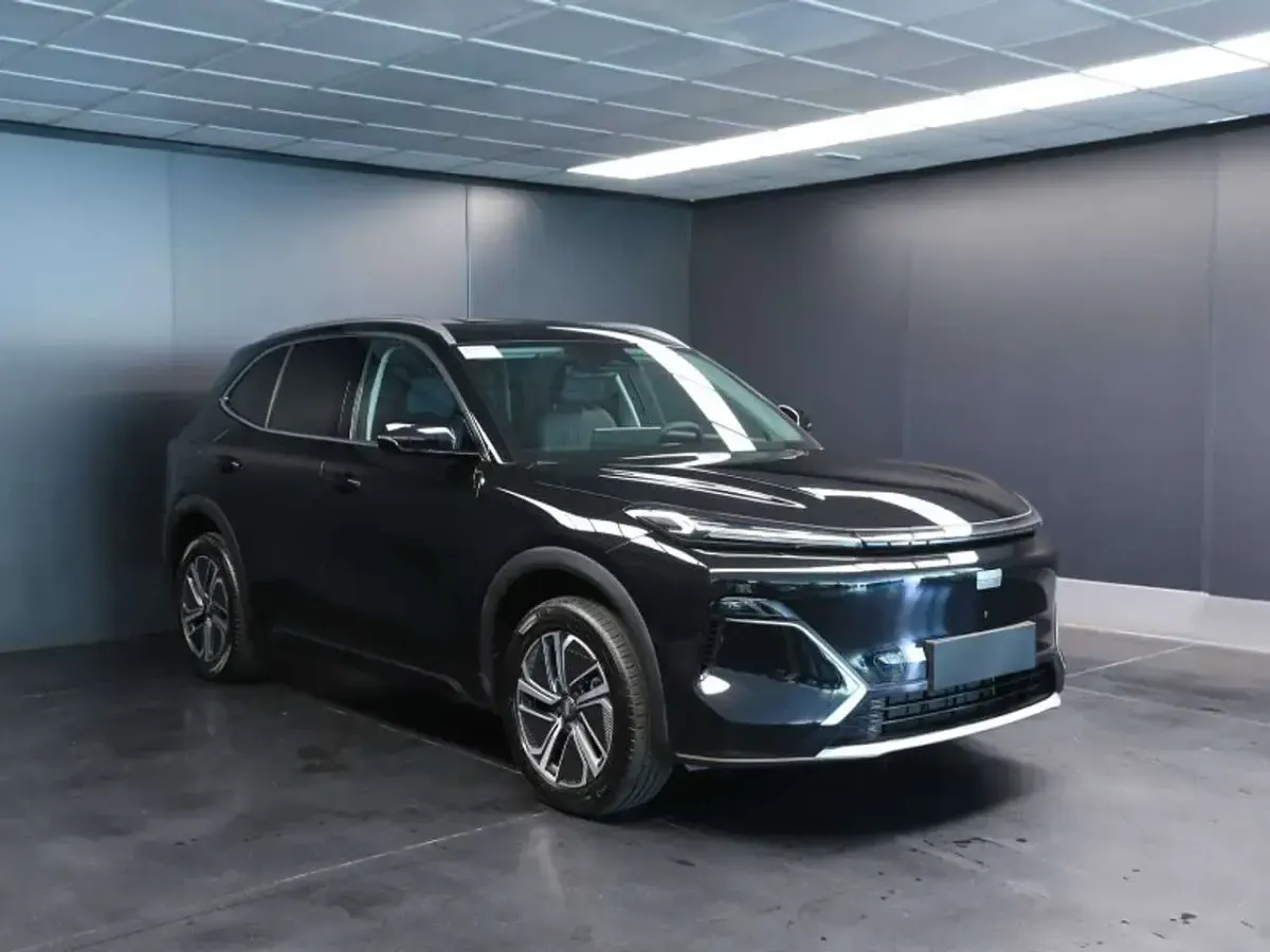 Nuova Geely Starray 262 CV (192 kW) 2026 Nero SUV