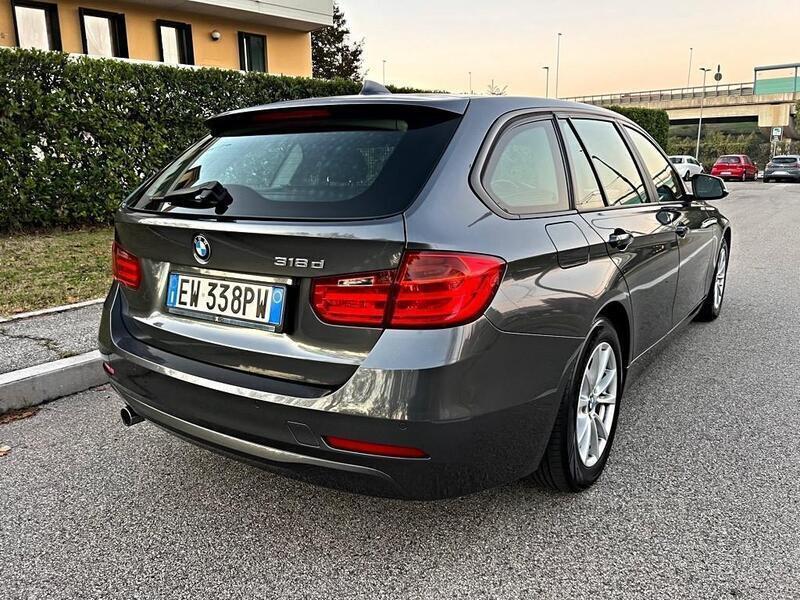 Usato 2014 BMW 318 2.0 Diesel 143 CV (8.990 €)