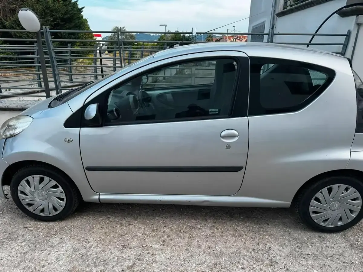 Usata Citroën C1 68 CV (50 kW) 2008 Grigio Utilitaria
