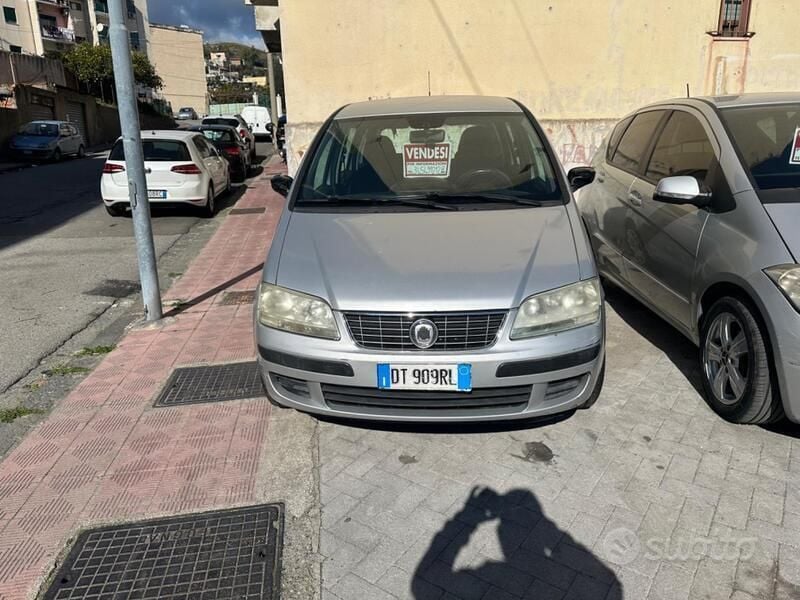 Usata 2009 Fiat Idea Monovolume | 1999 € (Super prezzo) - Immagine 1/4