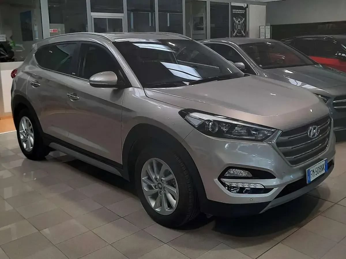 Usata Hyundai Tucson Xpossible 116 CV (85 kW) 2018 Grigio SUV
