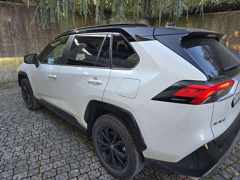 Usata 2023 Toyota RAV4 Hybrid Style SUV | 33.000 € (Super prezzo) - Immagine 1/4