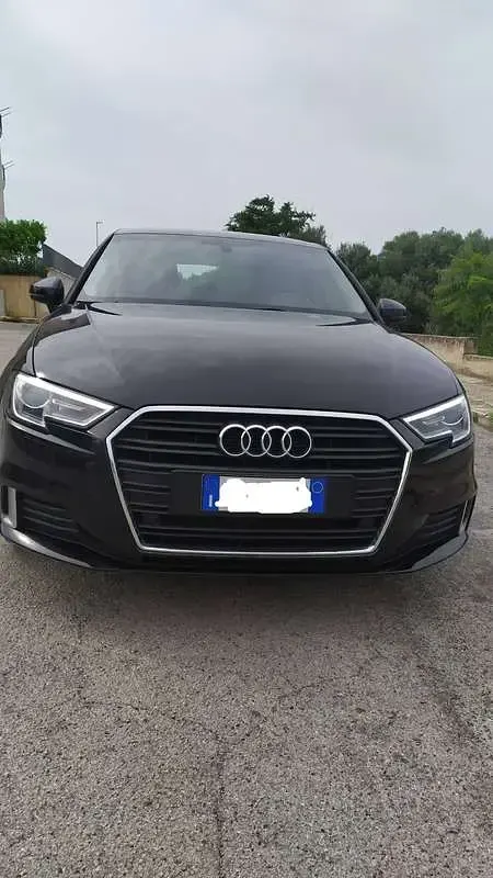Usata Audi A3 Sport 116 CV (85 kW) 2017 Nero Berlina