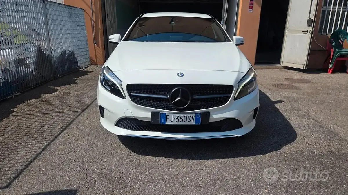 Usata Mercedes A200 Executive 156 CV (114 kW) 2016 Bianco Utilitaria