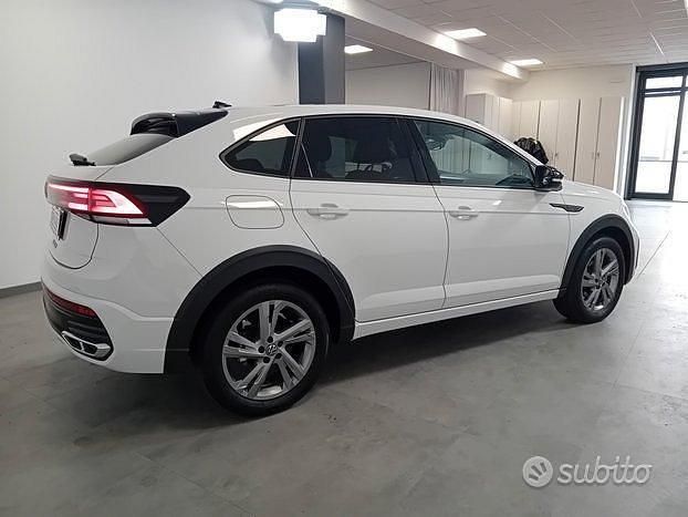 Usata VW Taigo R-line 115 CV (84 kW) 2024 Bianco SUV