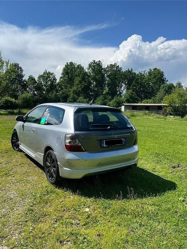 Usata Honda Civic Sport 100 CV (73 kW) 2006 Grigio Berlina