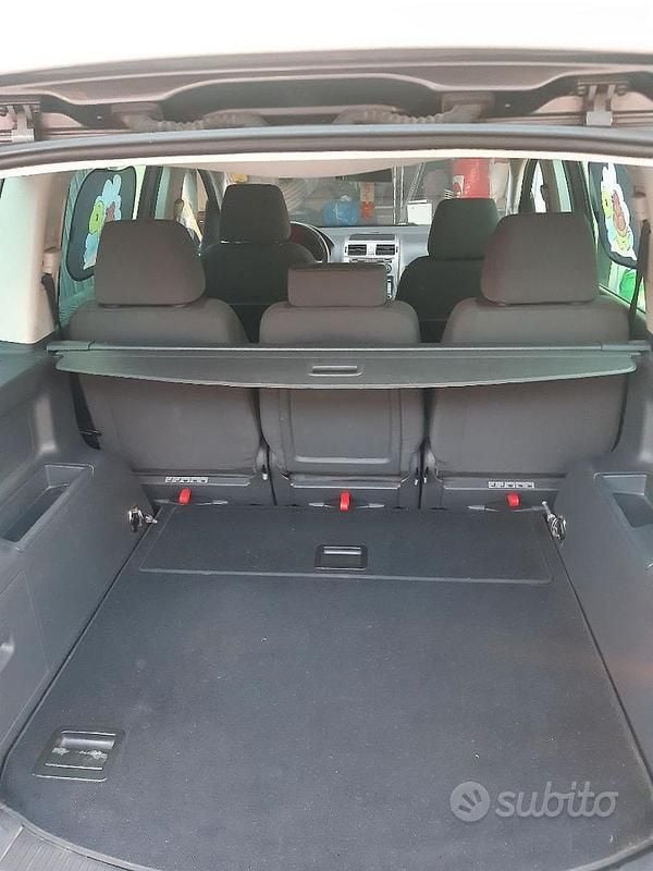 Usata VW Touran 140 CV (102 kW) 2006 Grigio Monovolume