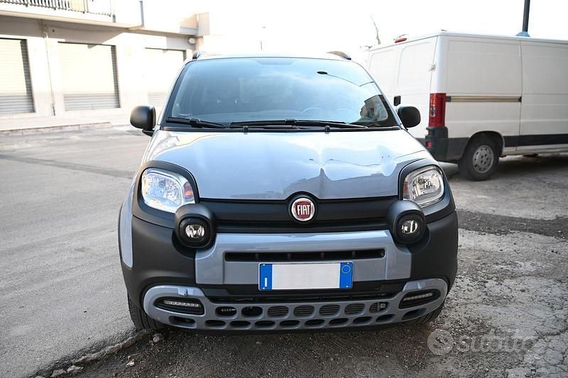 Usata Fiat Panda Cross Cross 84 CV (61 kW) 2022 Grigio Utilitaria