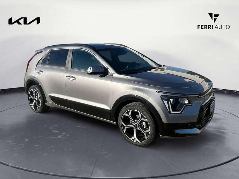 Nuova Kia Niro Style 105 CV (77 kW) 2025 Grigio scuro SUV