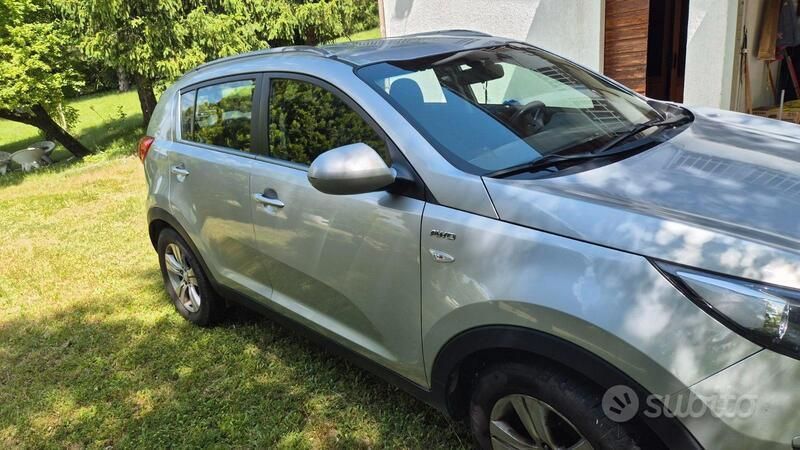 Begagnad Kia Sportage 136 HK (100 kW) 2011 Grå SUV