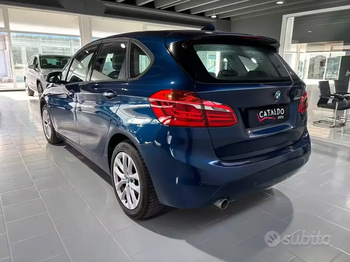 Usata BMW 218 Advantage 150 CV (110 kW) 2017 Blu Coupé