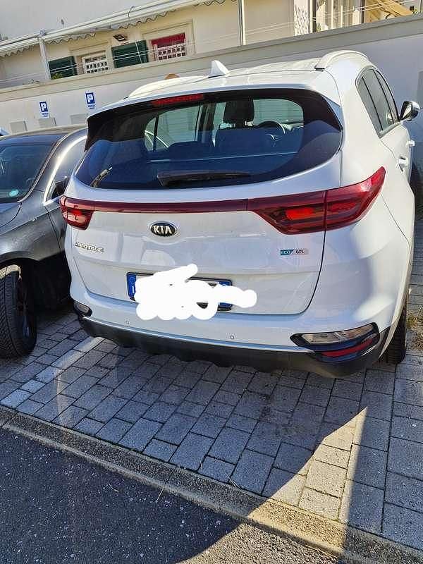 Usata Kia Sportage Urban 126 CV (92 kW) 2021 Bianco SUV