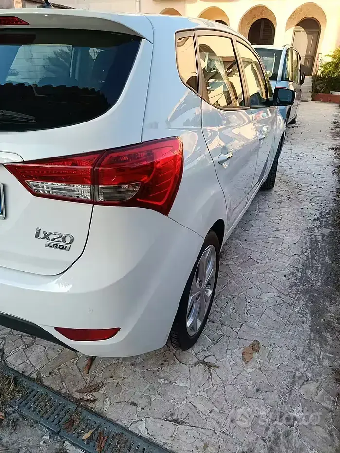 Usata Hyundai ix20 116 CV (85 kW) 2012 Bianco Utilitaria