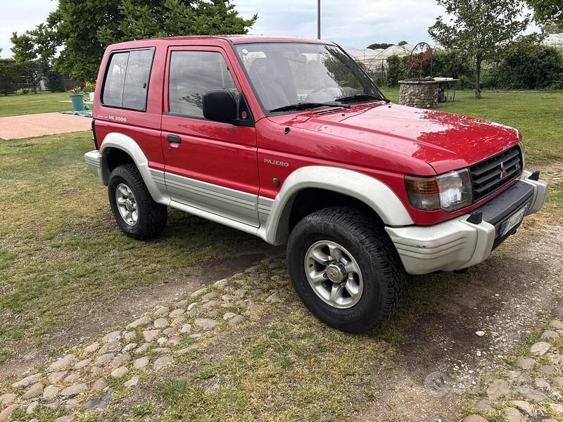 Usata Mitsubishi Pajero 141 CV (103 kW) 1994 SUV
