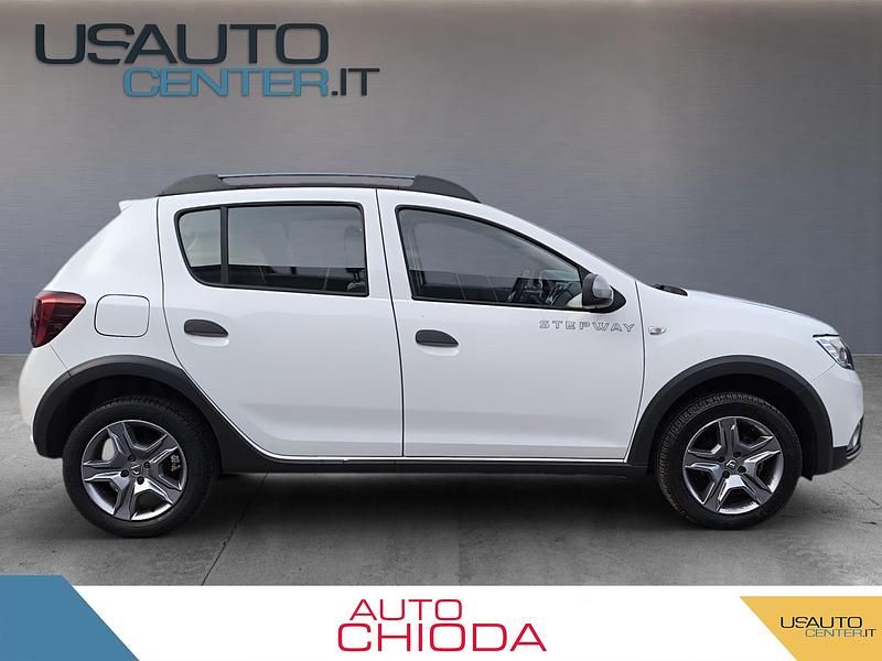 Usata Dacia Sandero Comfort 95 CV (69 kW) 2020