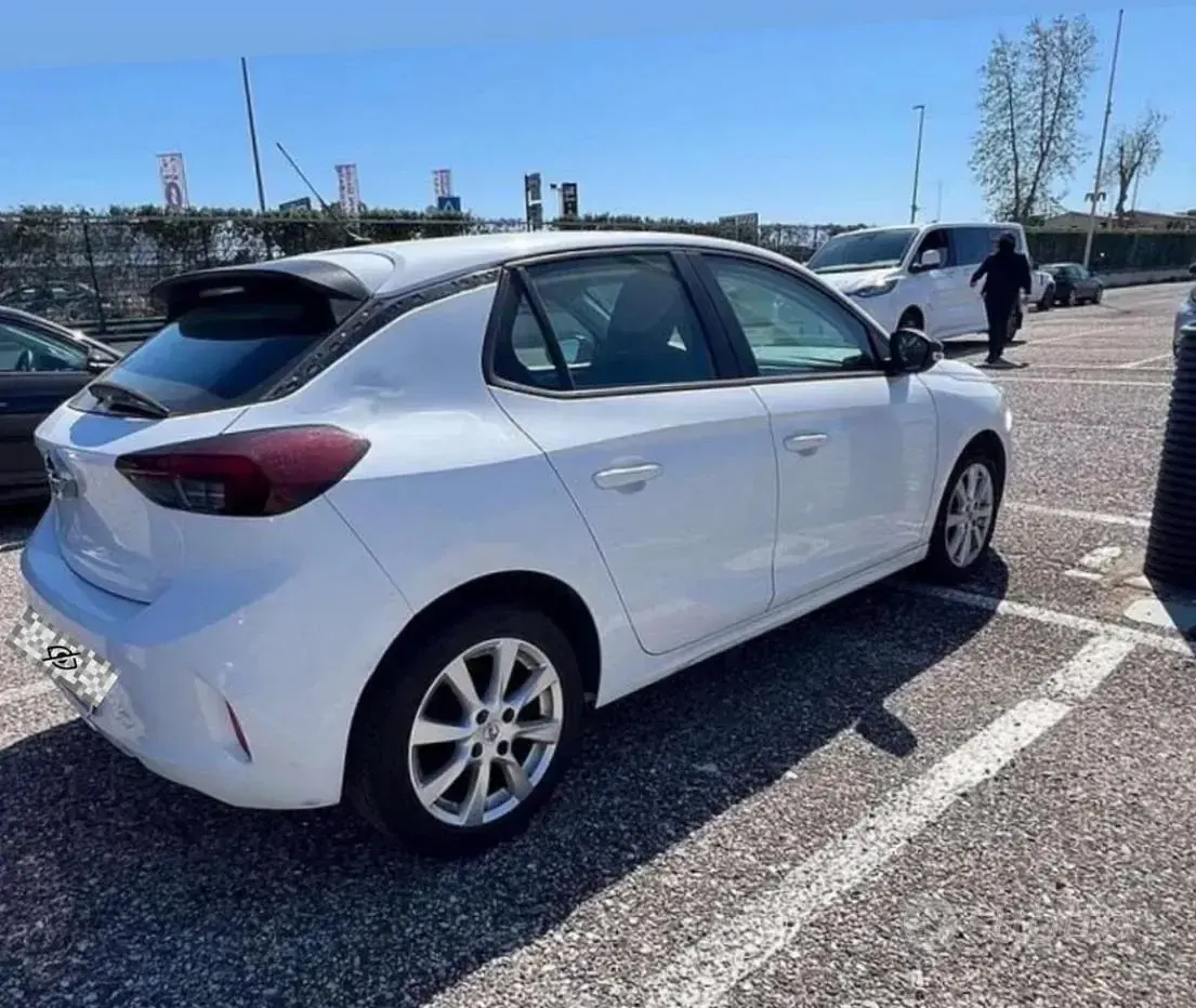Usata Opel Corsa Edition 75 CV (55 kW) 2022 Bianco Utilitaria