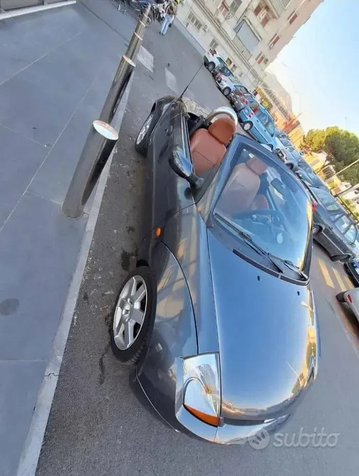 Usata Ford StreetKa 95 CV (69 kW) 2003 Grigio Cabrio