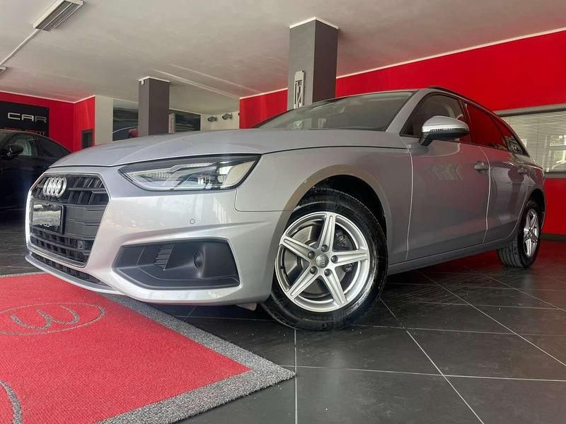 Usata Audi A4 Ambiente 163 CV (119 kW) 2020 Argento Station wagon